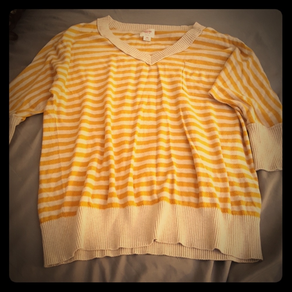 🌺Mustard color sweater
